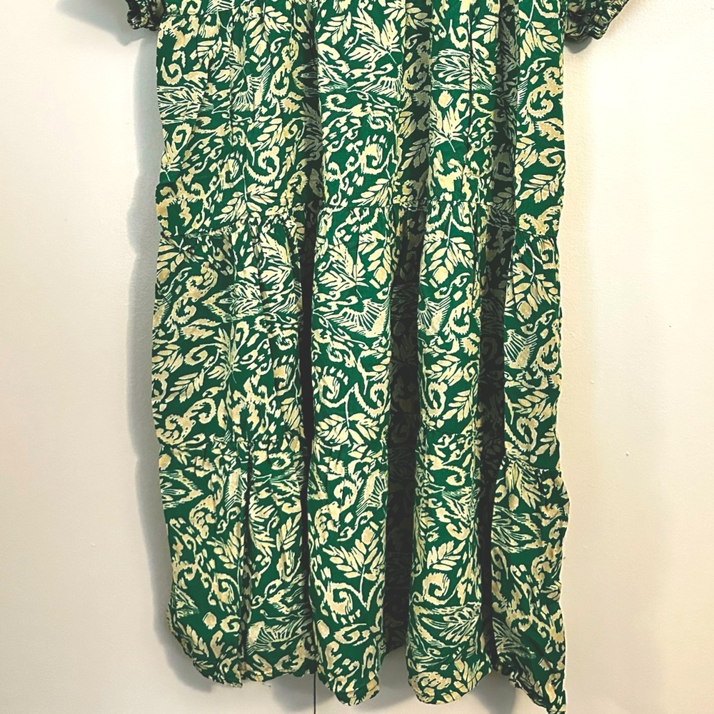Dress - Picture 3 of 3